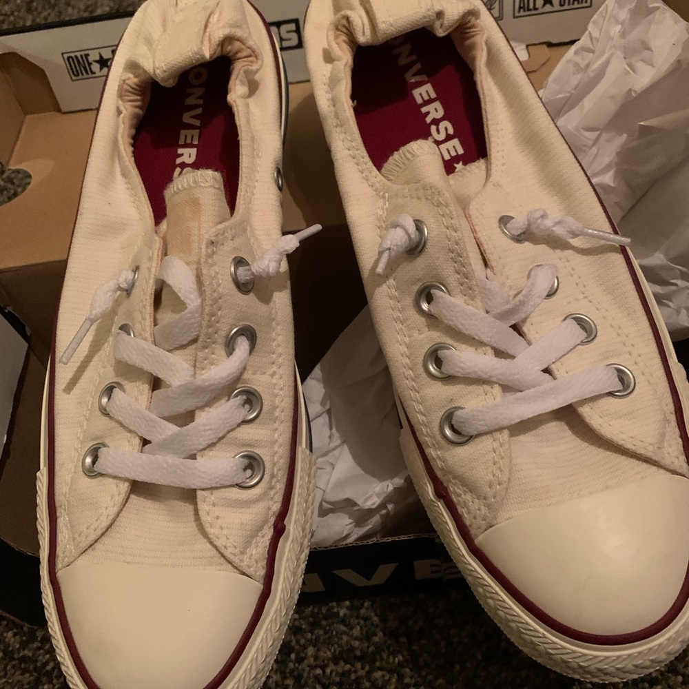 Converse sneaker worn once!